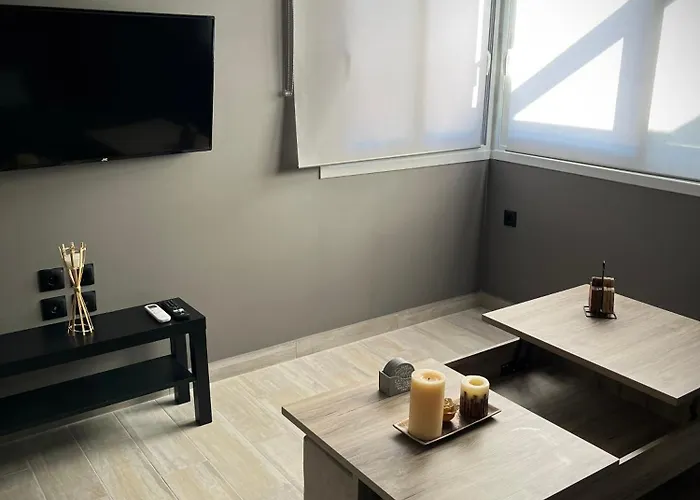 Joannas Airport Luxury Rooms