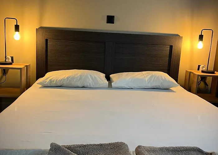 Joannas Airport Luxury Rooms