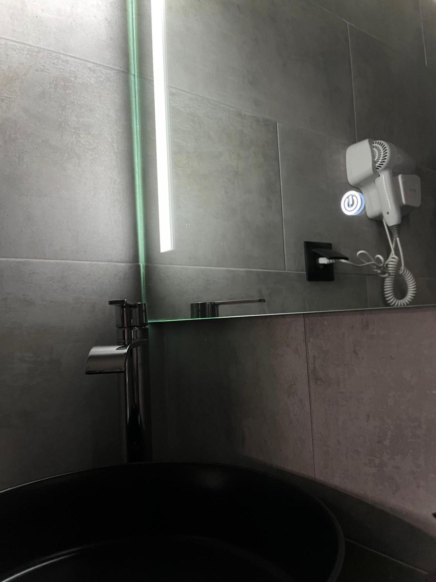 Apartmán Joannas Airport Luxury *